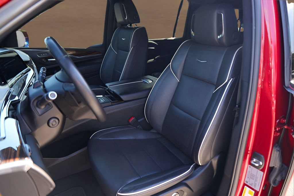 Certified 2024 Cadillac Escalade ESV Premium Luxury RWD image 7