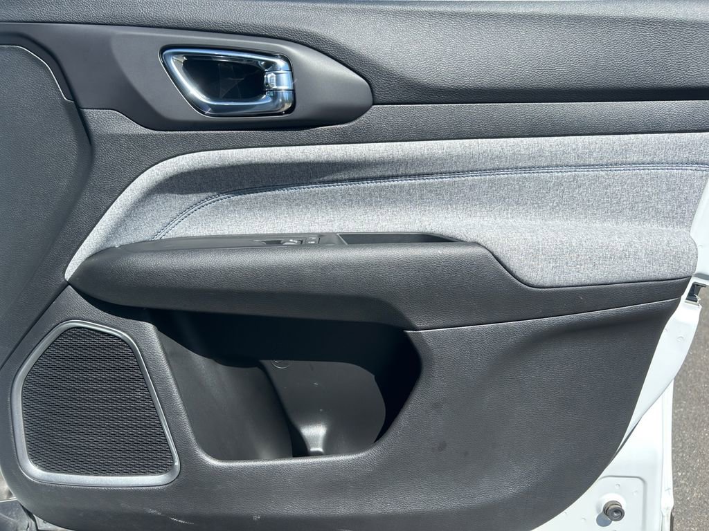 Used 2022 Jeep Compass Latitude w/ Convenience Group image 12