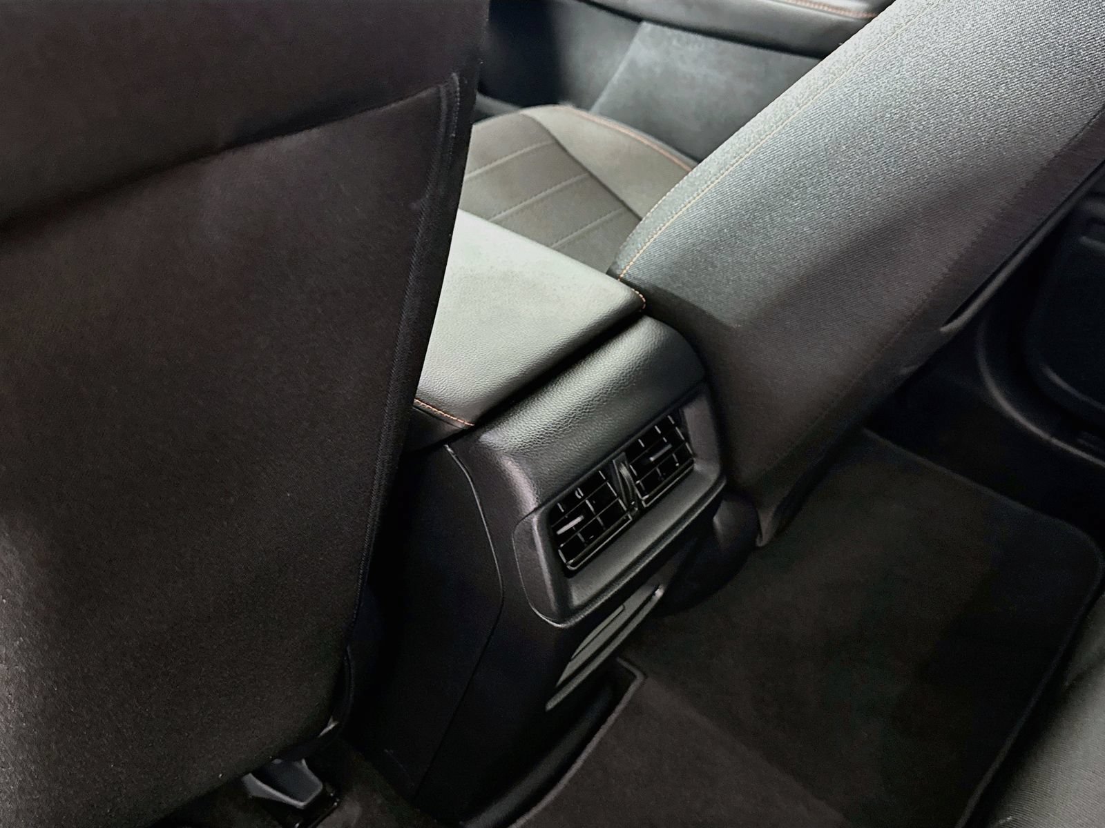 Used 2025 Honda CR-V Sport image 28