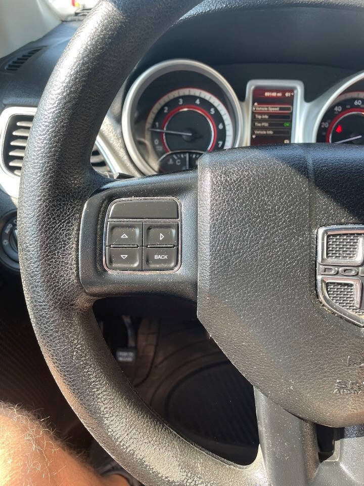 Used 2018 Dodge Journey SE w/ Blacktop Package FWD image 24