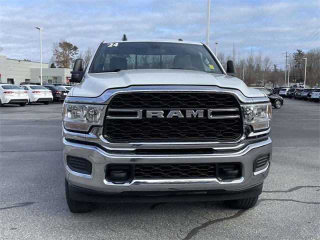Used 2024 RAM 2500 Tradesman w/ Chrome Appearance Group image 8