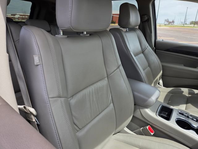 Used 2011 Jeep Grand Cherokee Laredo AWD/4WD image 33