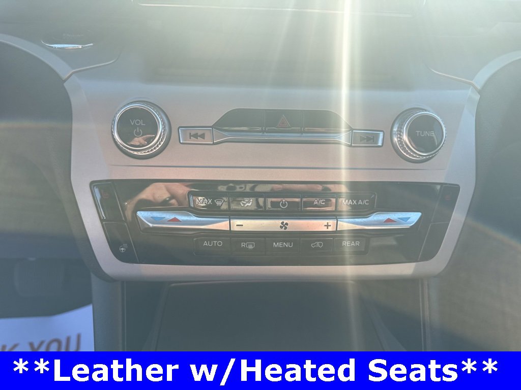 Used 2023 Ford Explorer XLT w/ Equipment Group 202A image 29