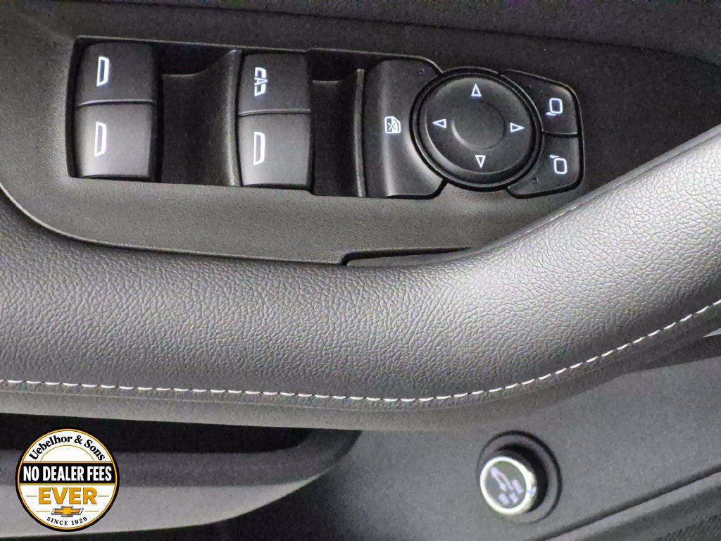New 2026 Chevrolet Blazer LT w/ Convenience Package FWD image 16