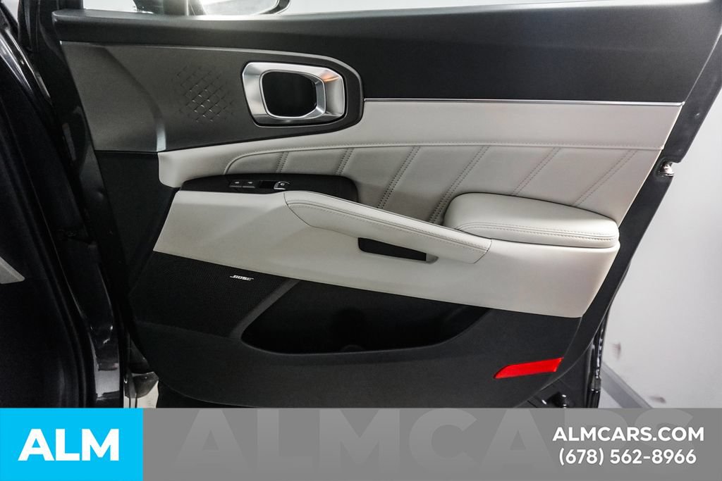Used 2023 Kia Sorento SX Prestige w/ Panoramic Sunroof Package AWD/4WD image 41