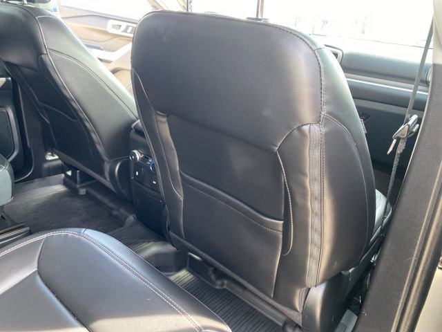 Used 2022 Ford Explorer XLT w/ Equipment Group 202A image 36