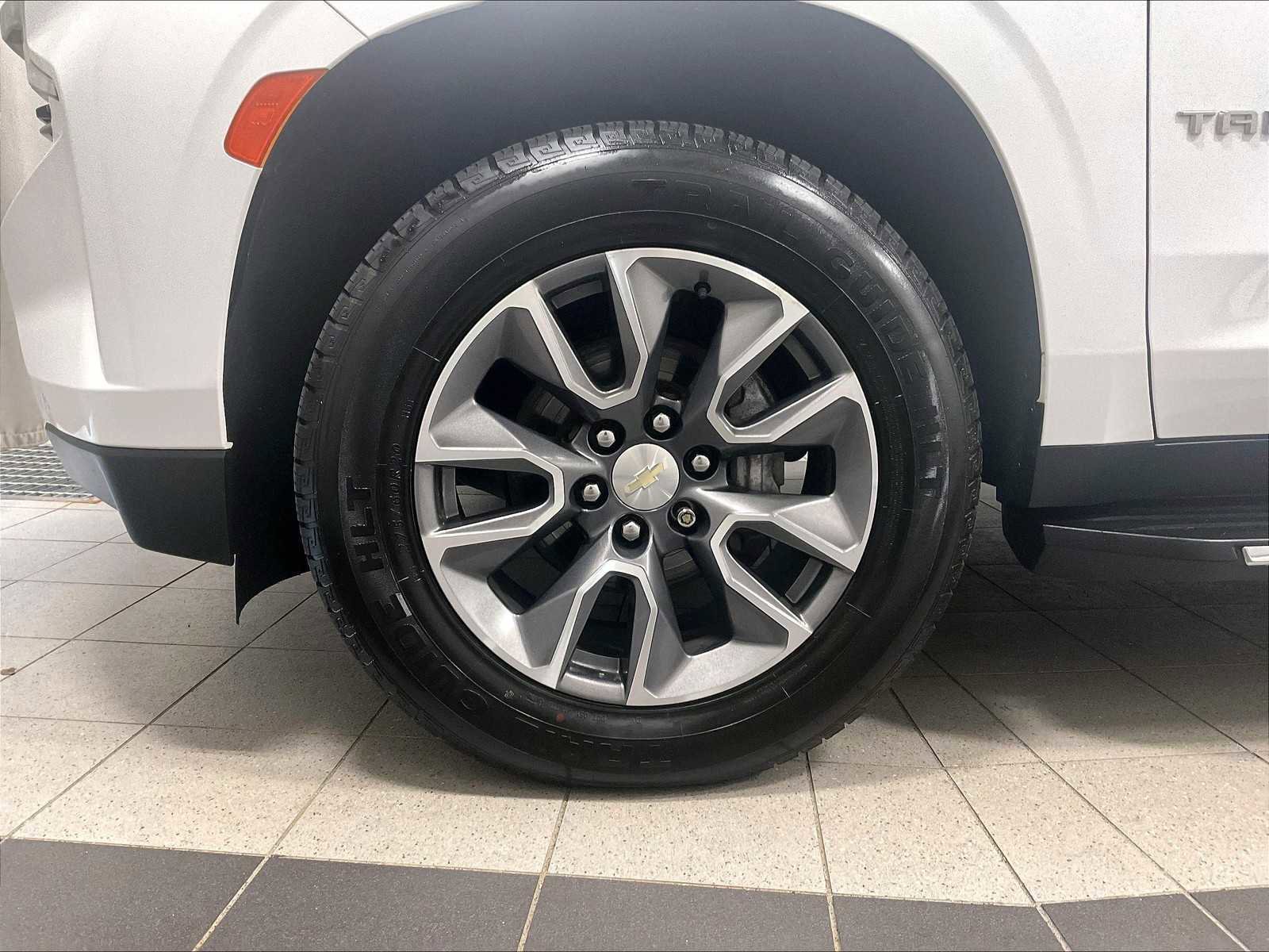 Used 2021 Chevrolet Tahoe LT w/ LT Signature Package image 7
