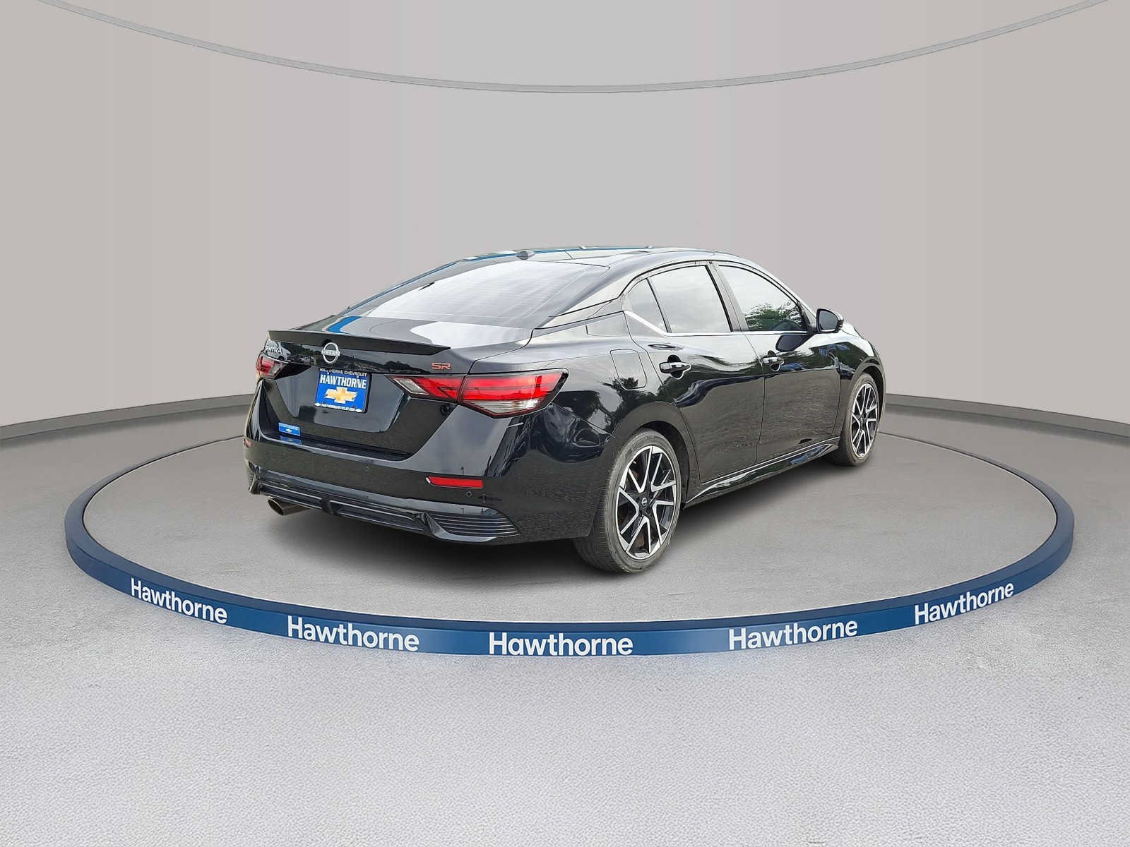 Used 2024 Nissan Sentra SR w/ SR Premium Package FWD image 2