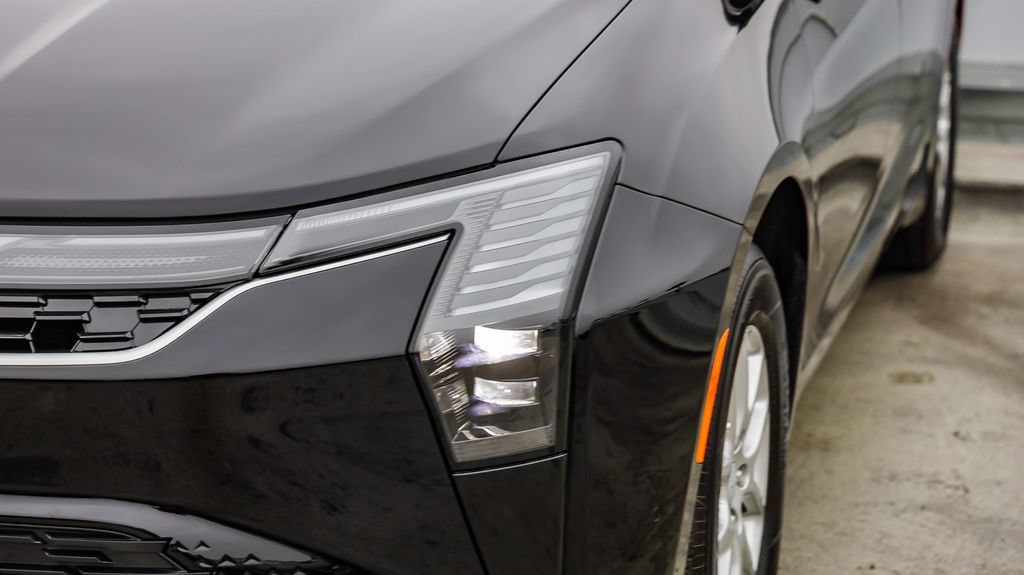 New 2027 Chrysler Pacifica Select FWD image 5
