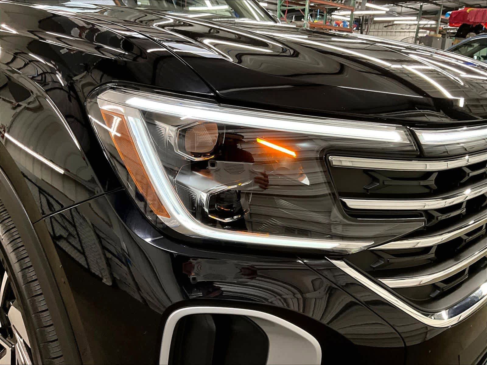 Certified 2026 Volkswagen Atlas SE w/ Panoramic Sunroof Package AWD/4WD image 32