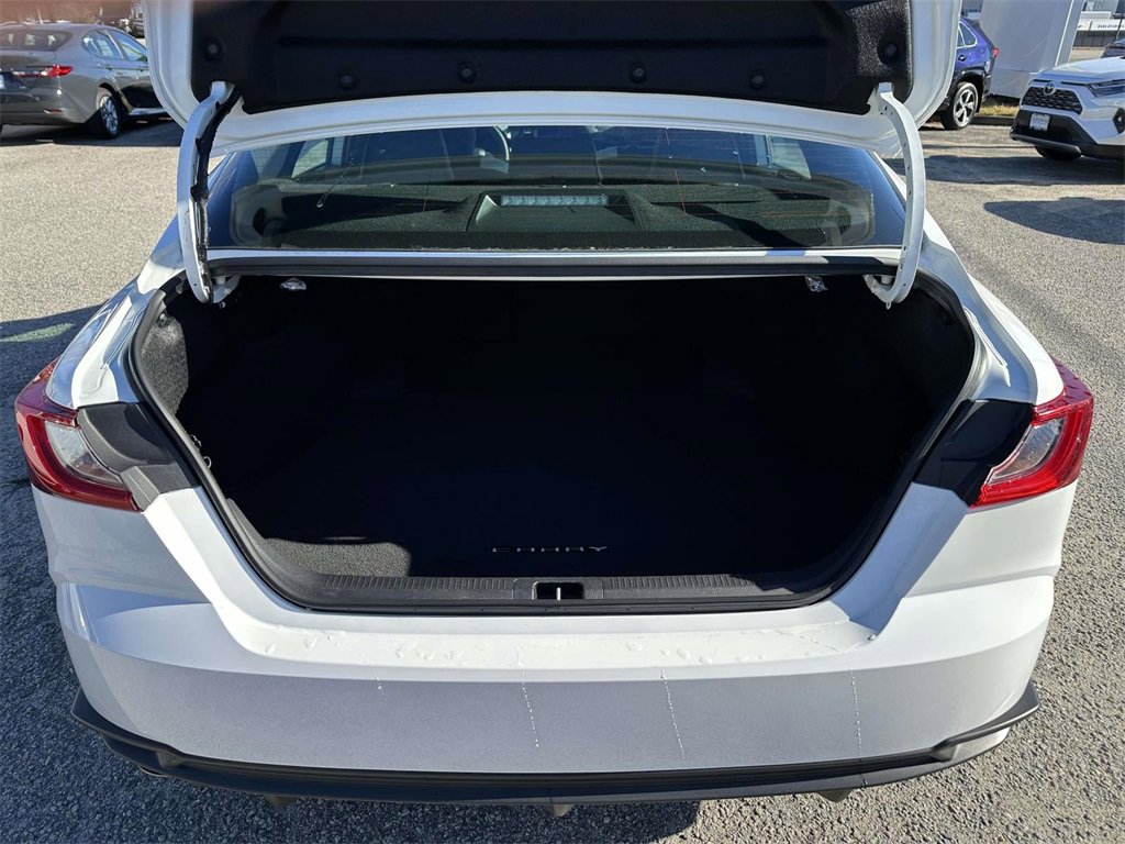 Certified 2025 Toyota Camry SE image 16