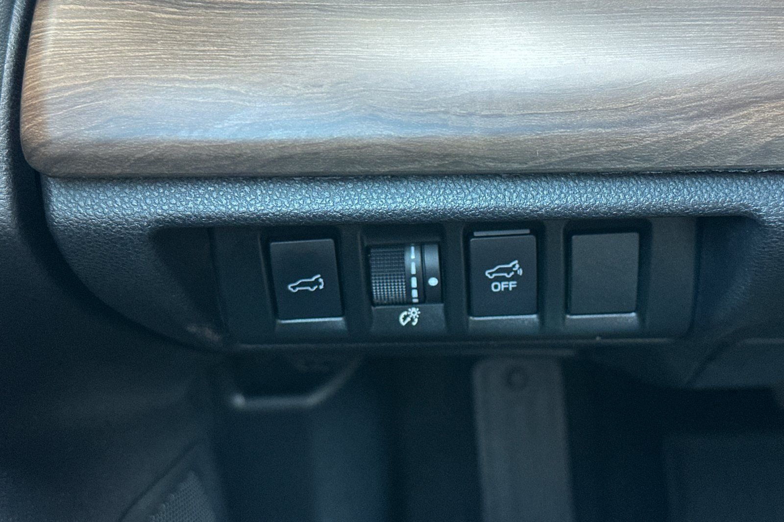 Used 2020 Subaru Outback Touring AWD/4WD image 33