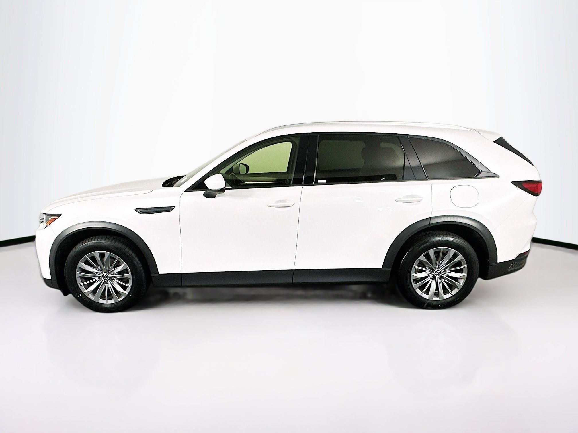 Used 2024 MAZDA CX-90 3.3 Turbo w/ Preferred Package AWD/4WD image 4