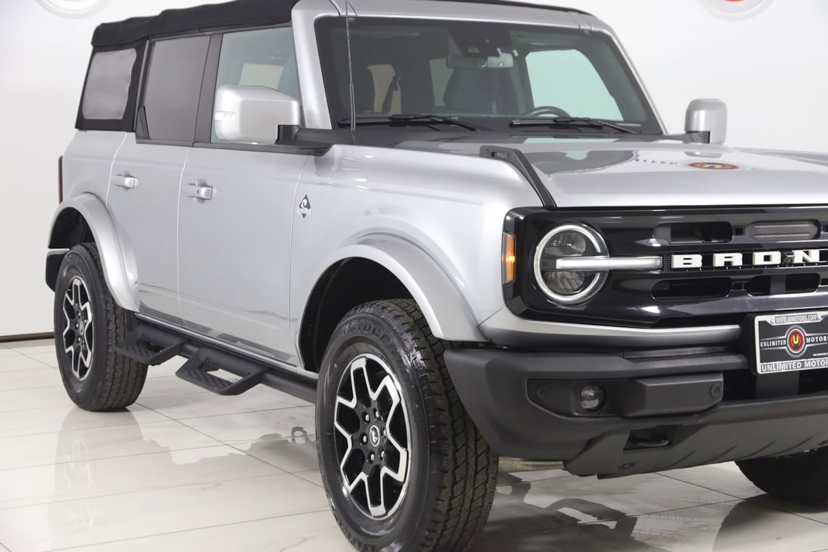 Used 2022 Ford Bronco Outer Banks AWD/4WD image 43