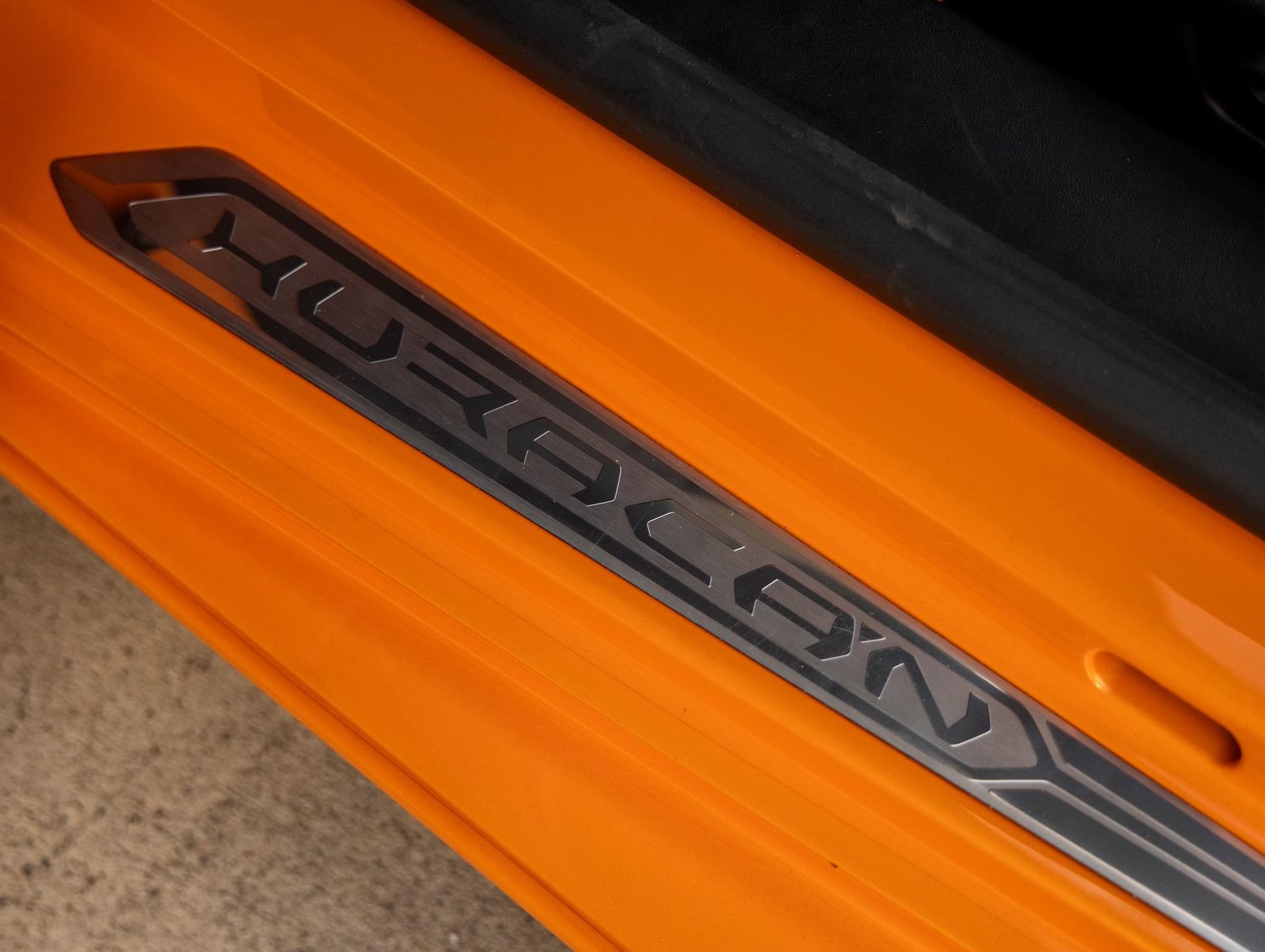 Used 2021 Lamborghini Huracan EVO RWD image 29