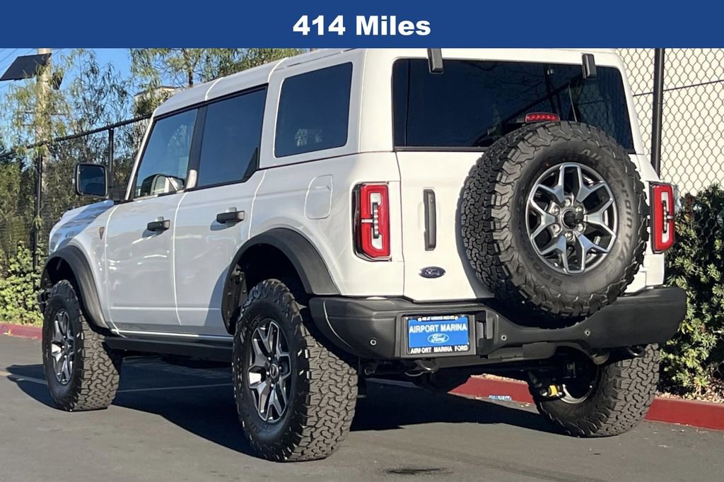 Used 2025 Ford Bronco Badlands image 7