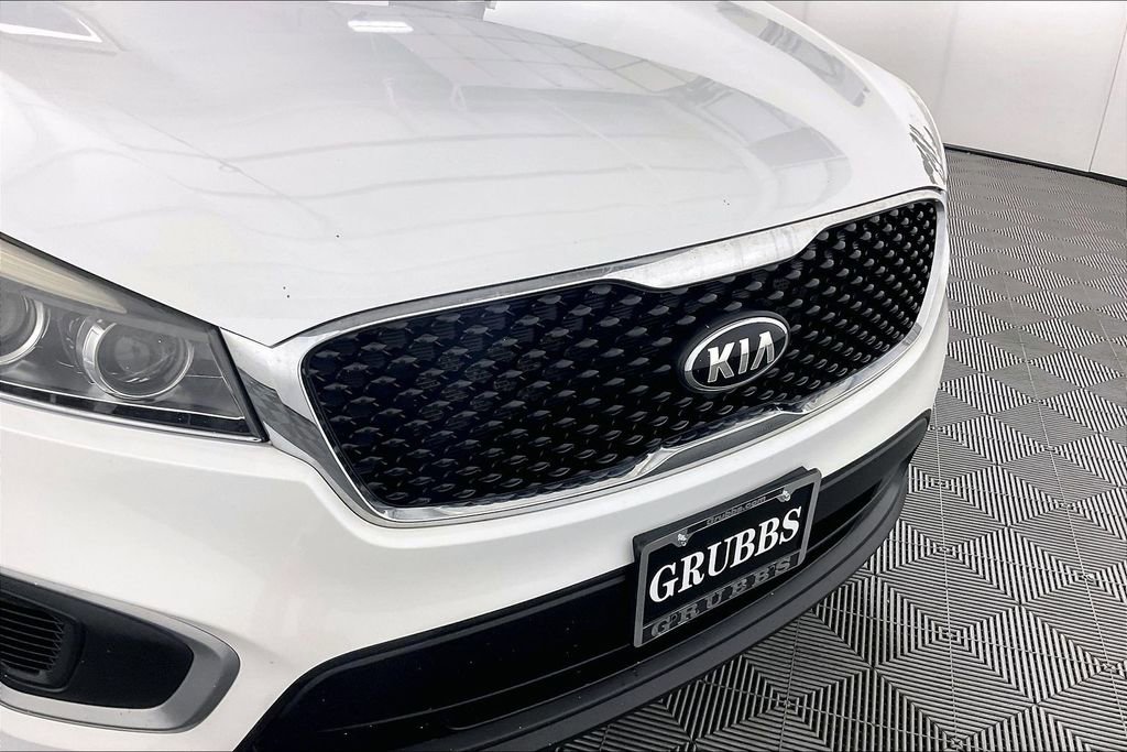 Used 2016 Kia Sorento FWD w/ LX Convenience Package image 37