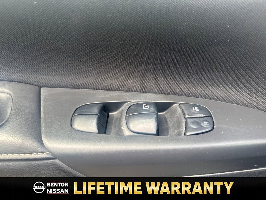 Used 2019 Nissan Sentra S image 12