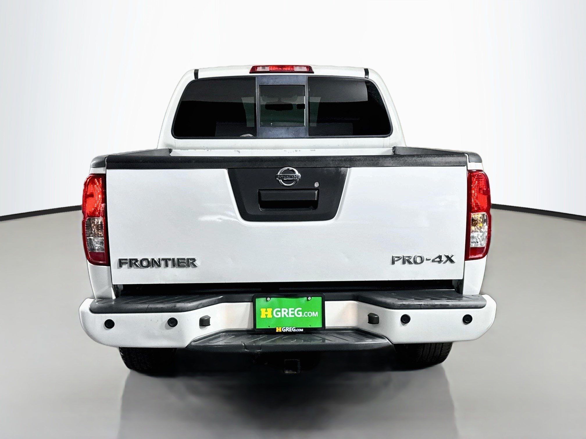 Used 2018 Nissan Frontier PRO-4X AWD/4WD image 8