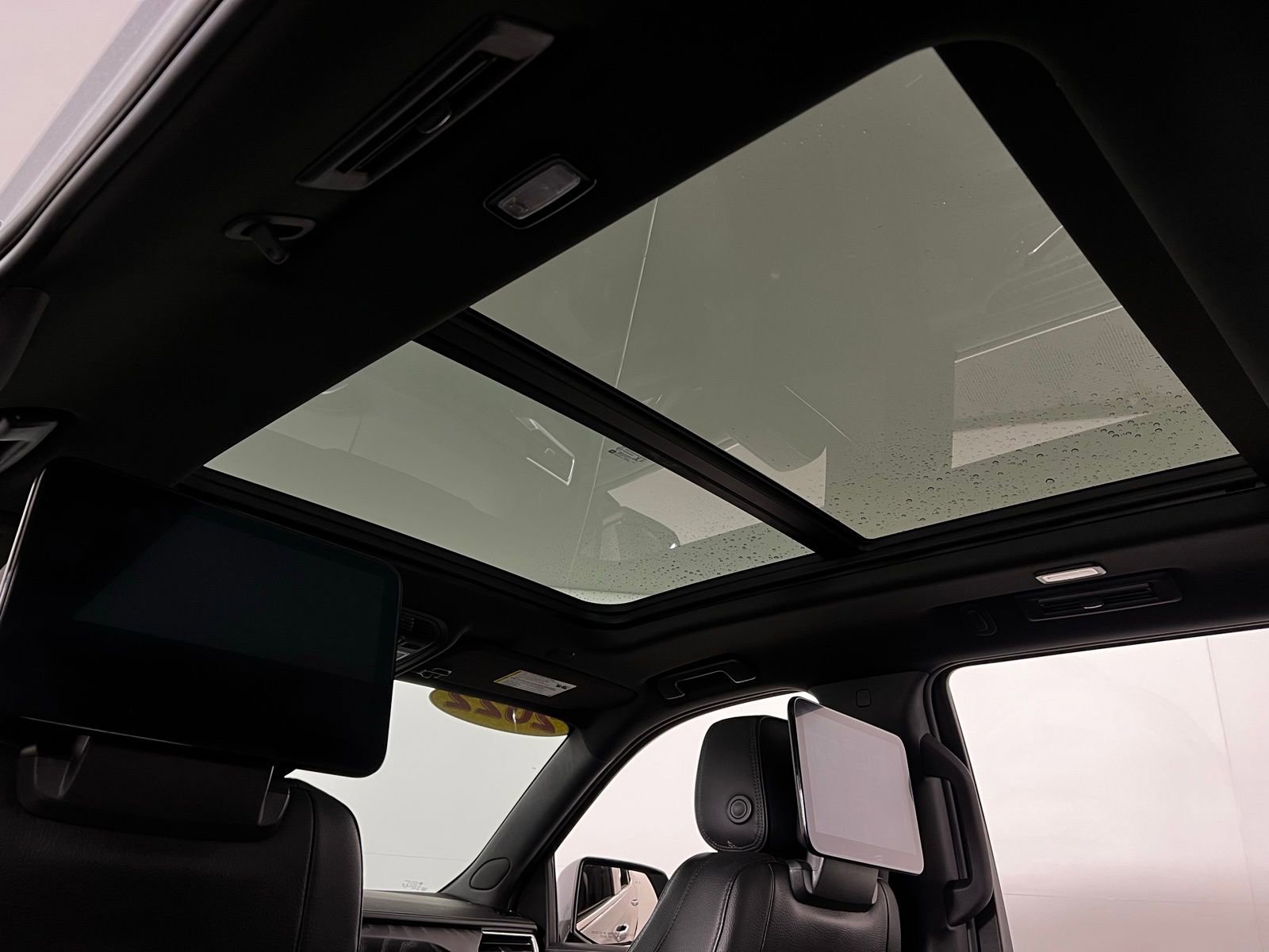 Used 2022 GMC Yukon Denali w/ Denali Ultimate Package image 28