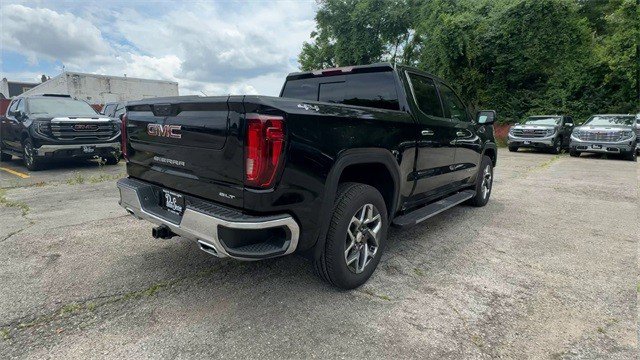 New 2025 GMC Sierra 1500 SLT w/ SLT Premium Package image 8
