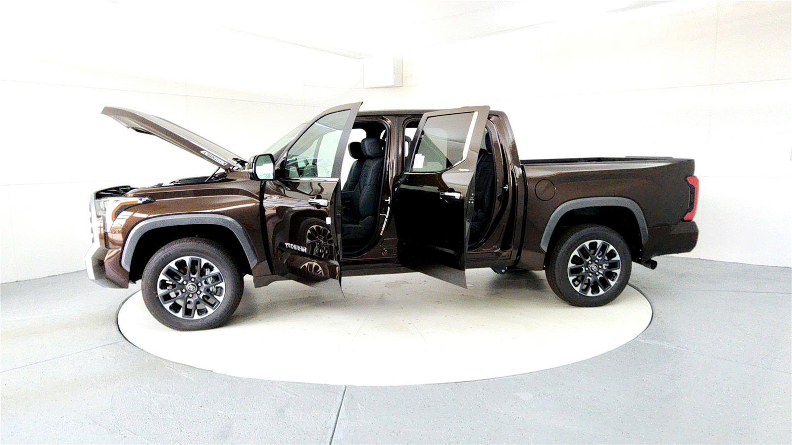 New 2025 Toyota Tundra Limited image 10