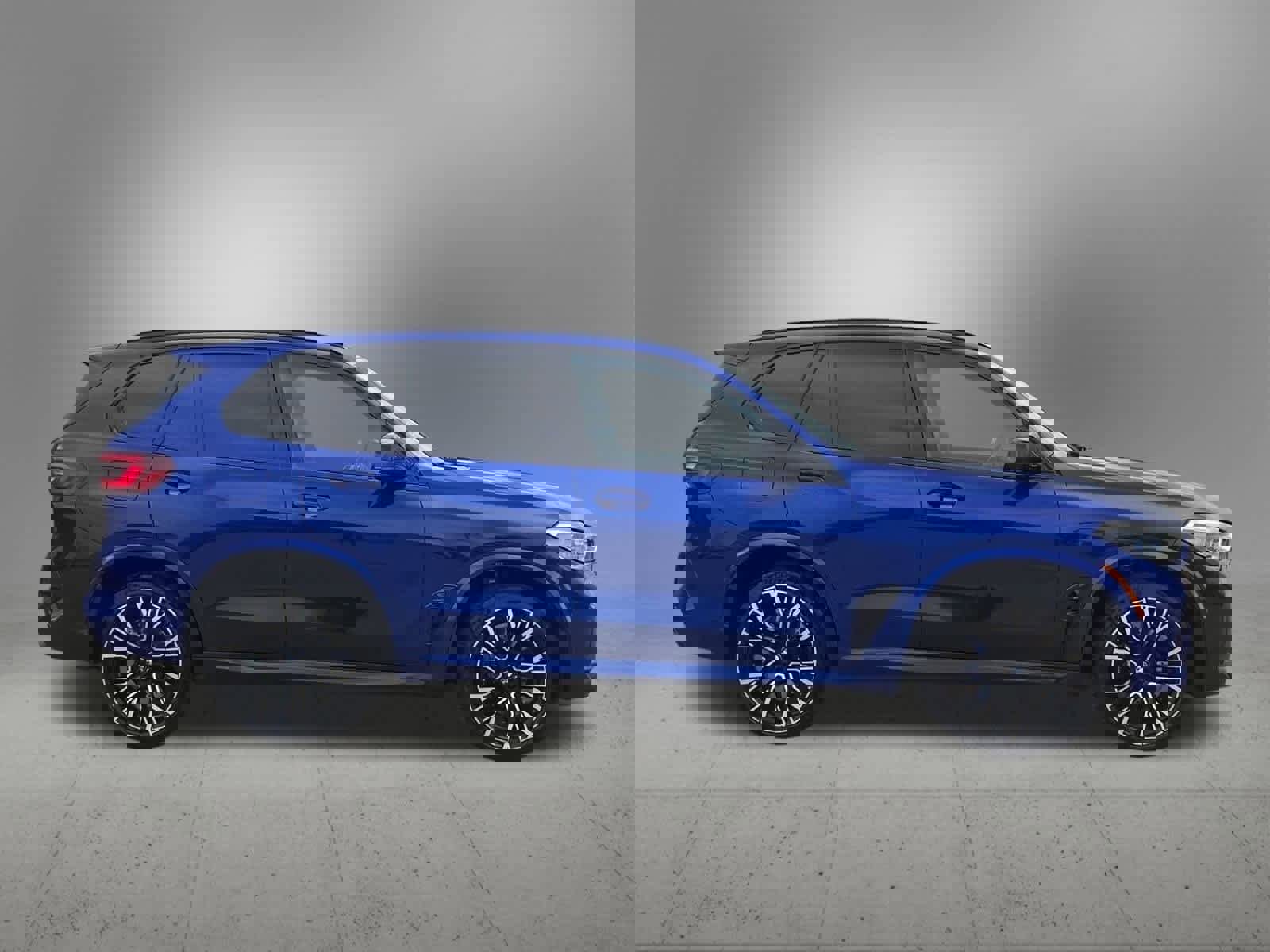 Used 2020 BMW X5 M Competition w/ Executive Package image 7