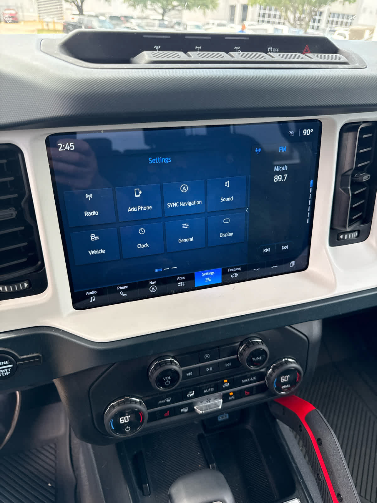 Used 2025 Ford Bronco Heritage Edition AWD/4WD image 3
