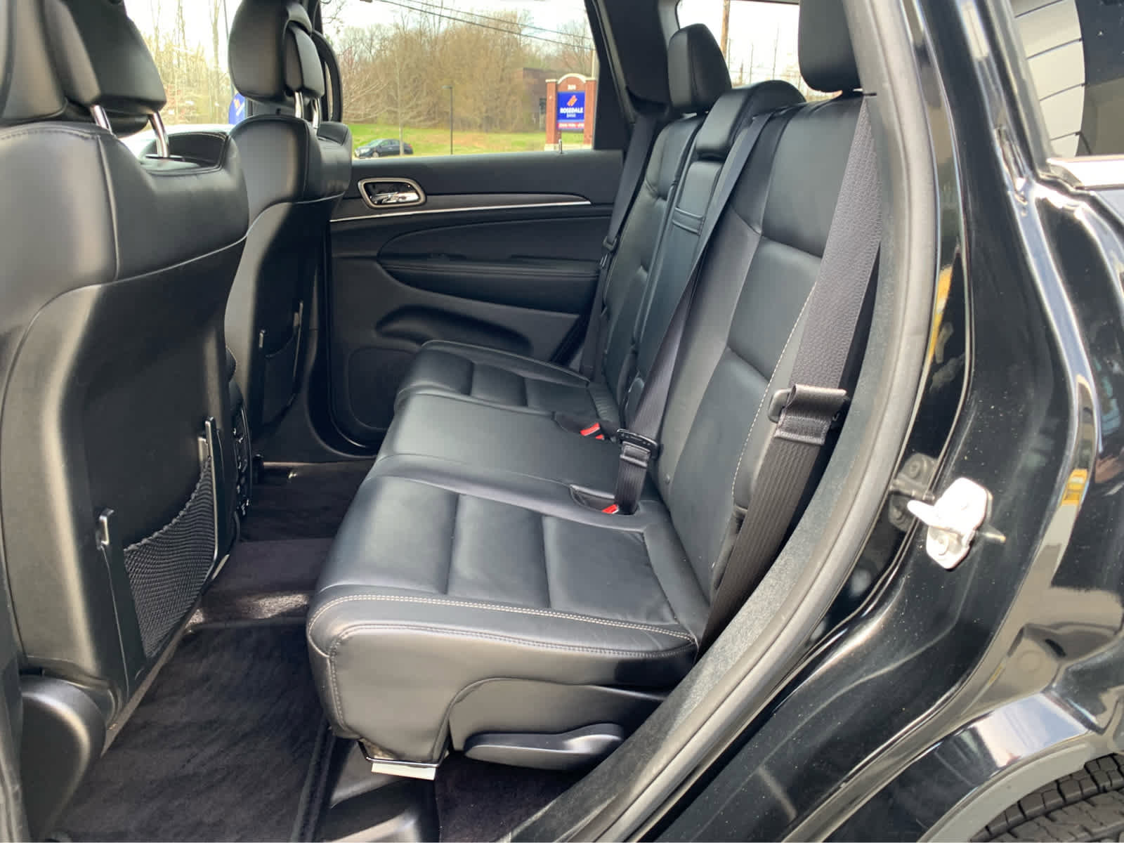 Used 2017 Jeep Grand Cherokee Limited image 24