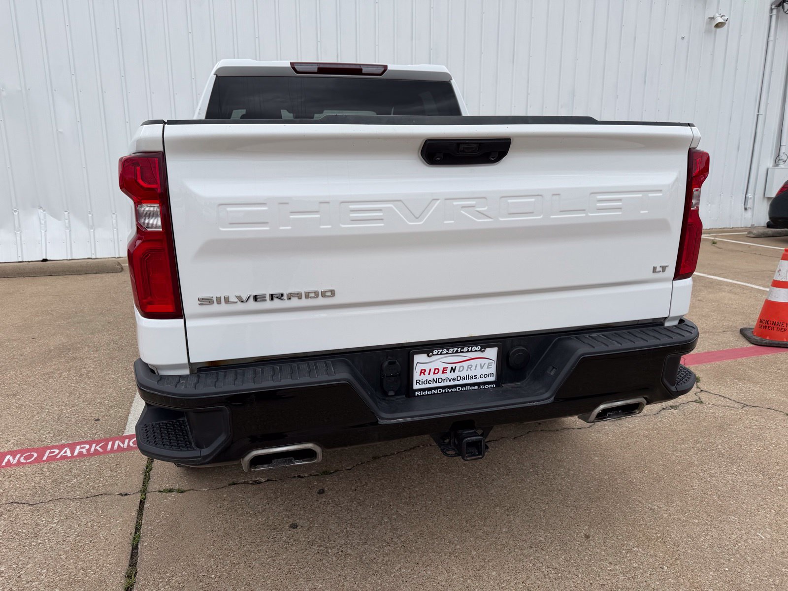 Used 2024 Chevrolet Silverado 1500 LT Trail Boss w/ Protection Package AWD/4WD image 5