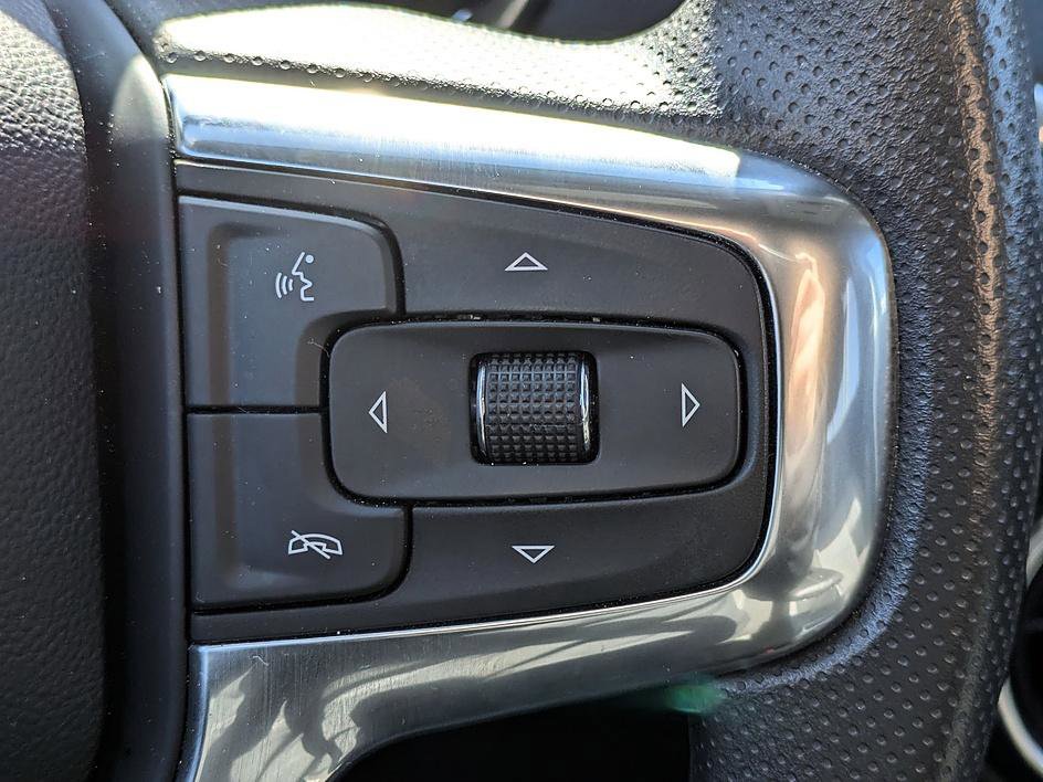 Used 2024 Chevrolet Blazer LT w/ Convenience Package image 19