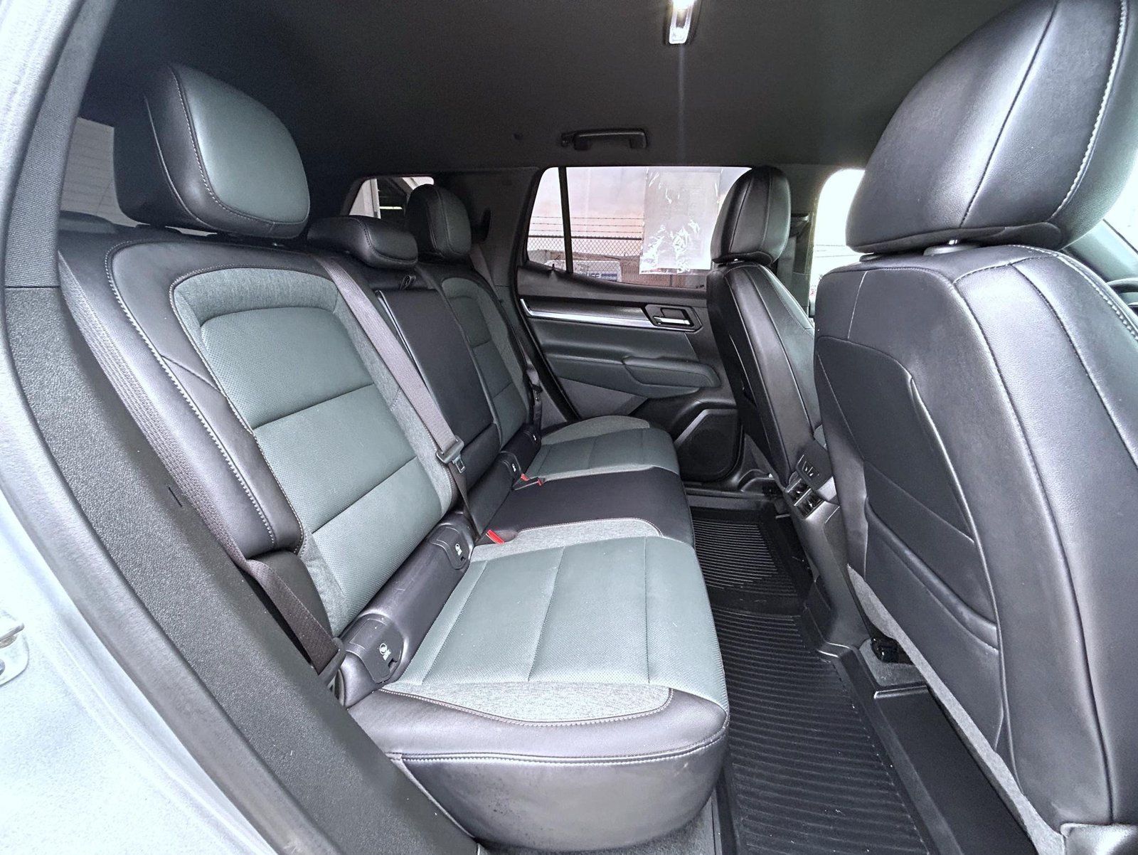 Certified 2026 GMC Terrain AT4 w/ Convenience Package III AWD/4WD image 20