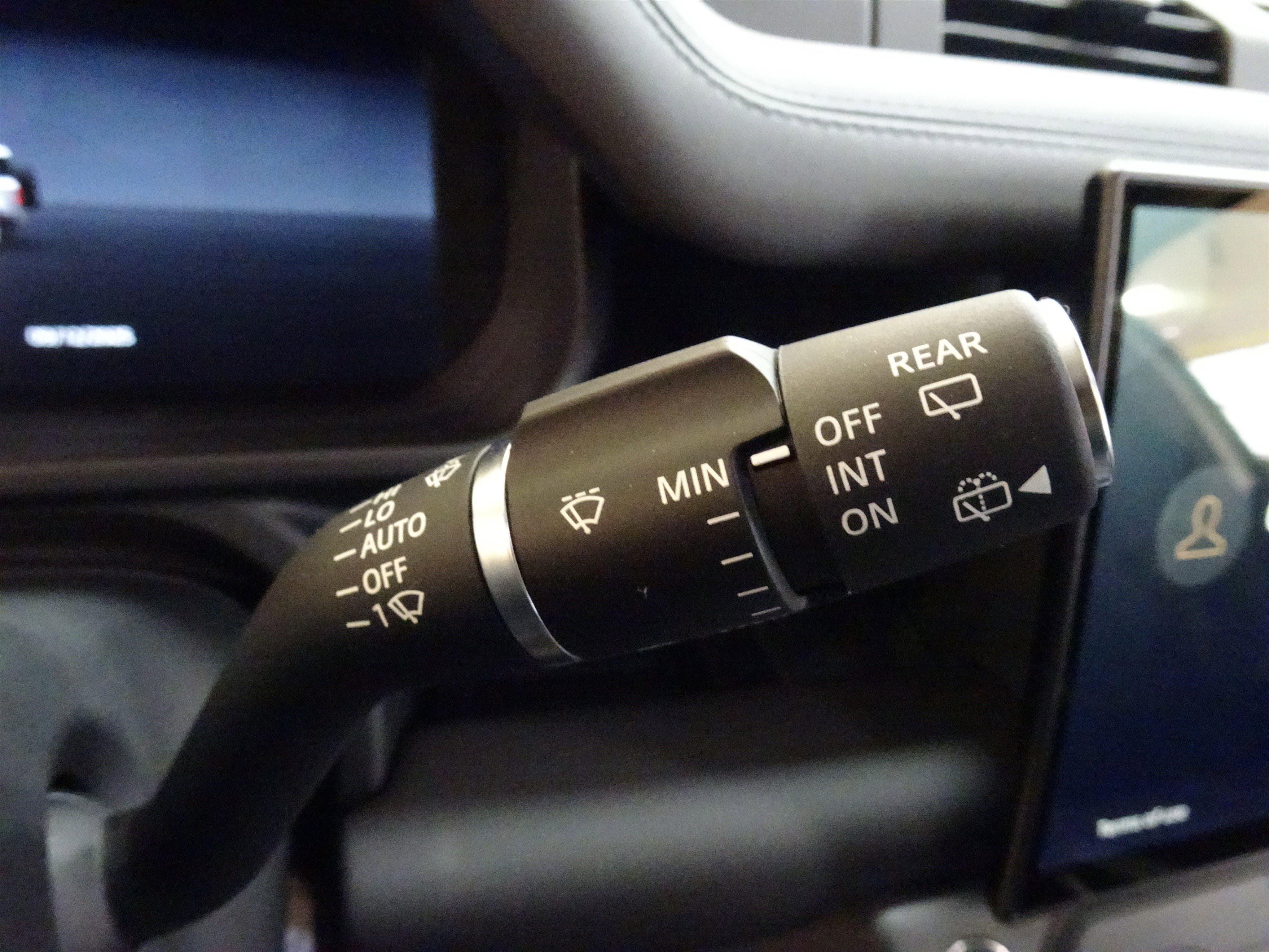 New 2026 Land Rover Defender 110 S image 29