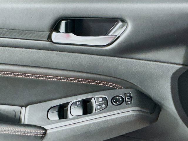 Used 2022 Nissan Altima 2.5 SR image 18