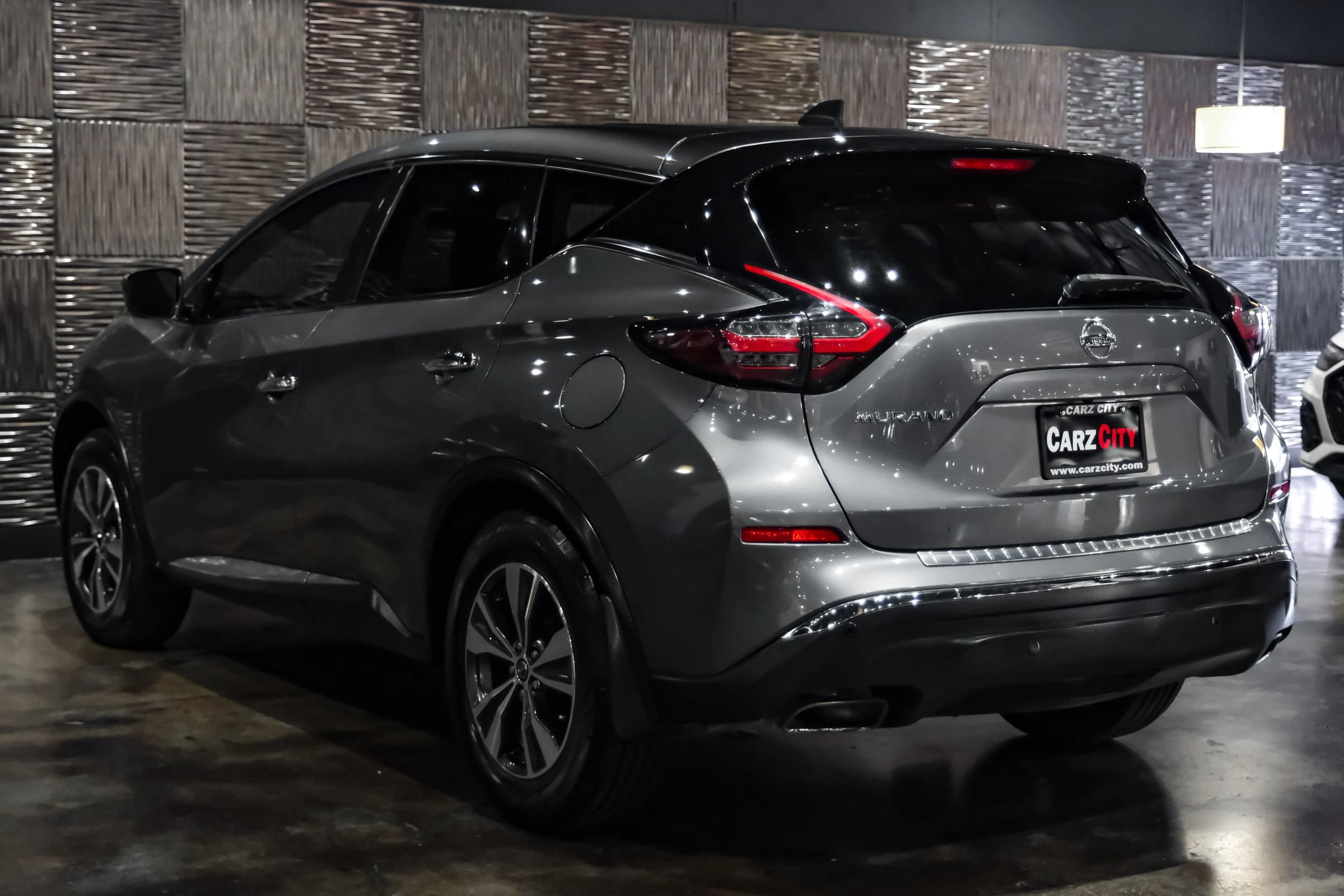 Used 2022 Nissan Murano S FWD image 11