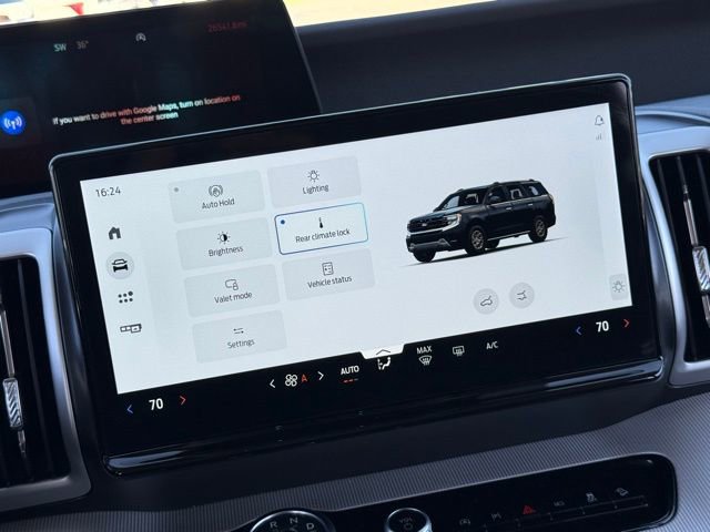 Used 2025 Ford Expedition Active image 29