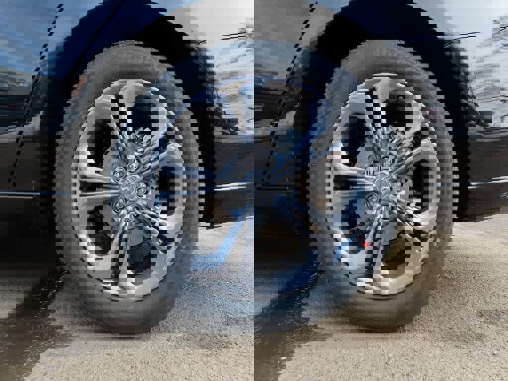 New 2026 Honda Accord EX-L image 9