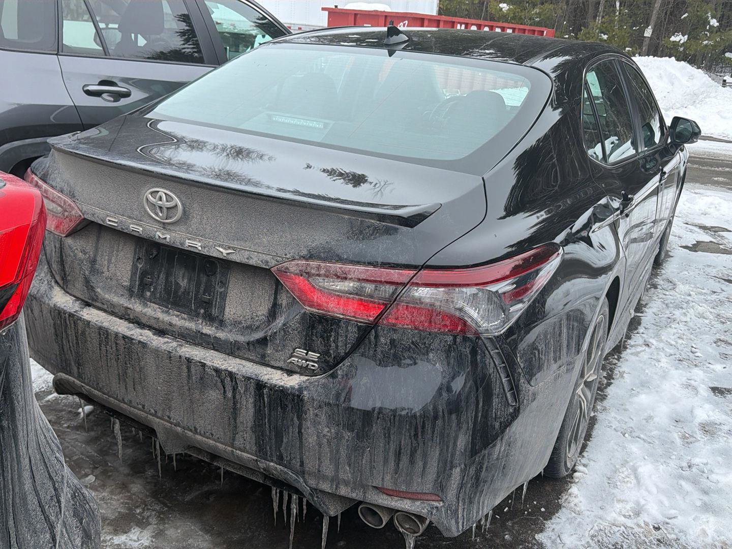 Used 2024 Toyota Camry SE w/ Cold Weather Package image 7