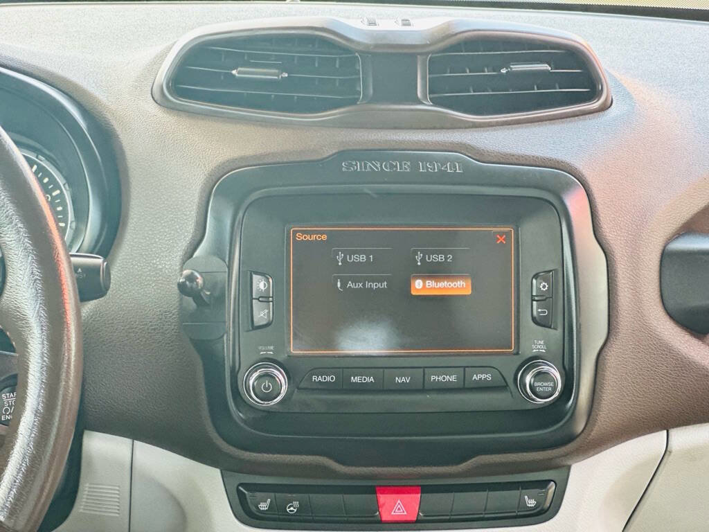 Used 2017 Jeep Renegade Limited image 12