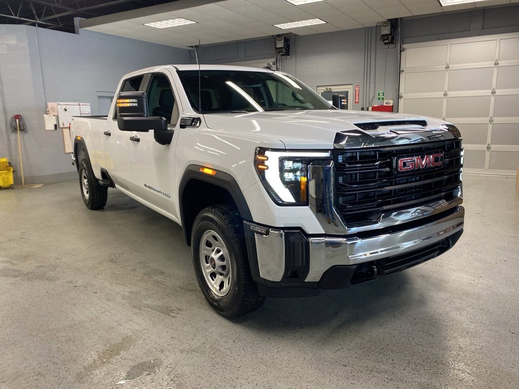 New 2026 GMC Sierra 3500 Pro w/ Convenience Package
