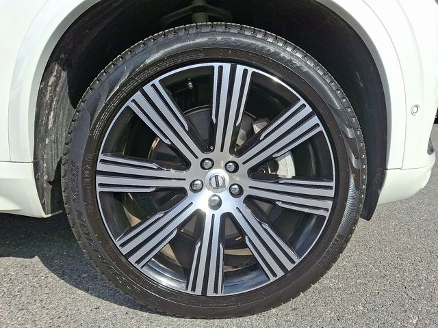Used 2025 Volvo XC90 T8 Plus AWD/4WD image 8