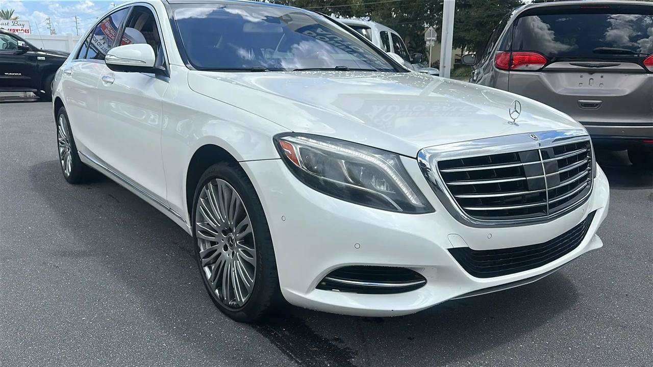 Used 2017 Mercedes-Benz S 550 Sedan image 4