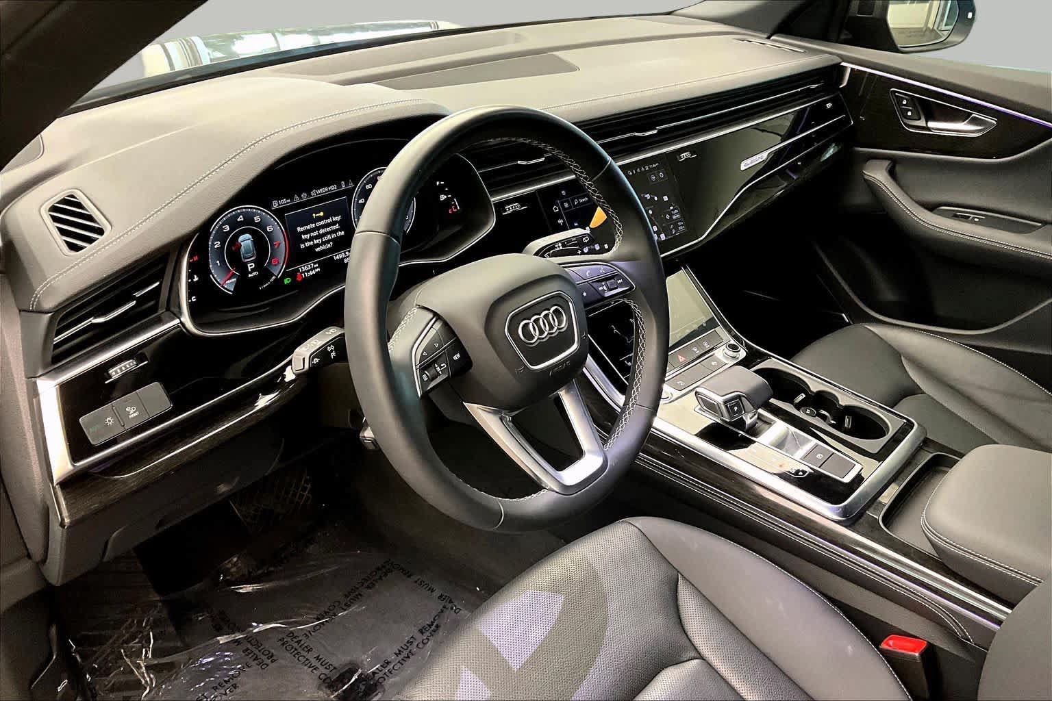 Certified 2025 Audi Q8 Premium Plus AWD/4WD image 17