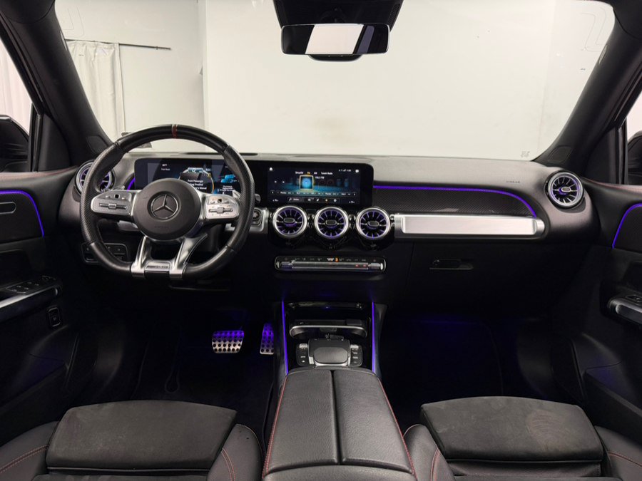 Used 2022 Mercedes-Benz GLB 35 AMG 4MATIC image 41
