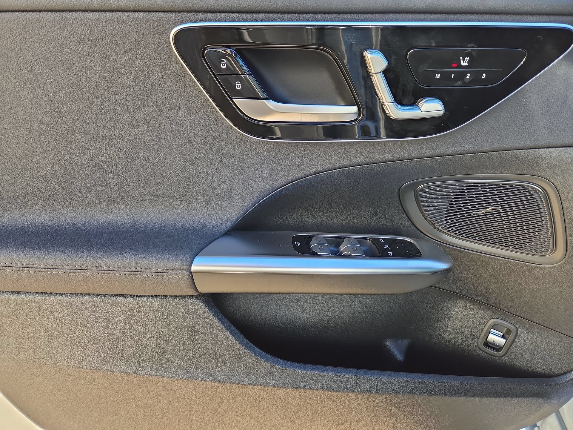 New 2026 Mercedes-Benz C 300 Sedan image 15