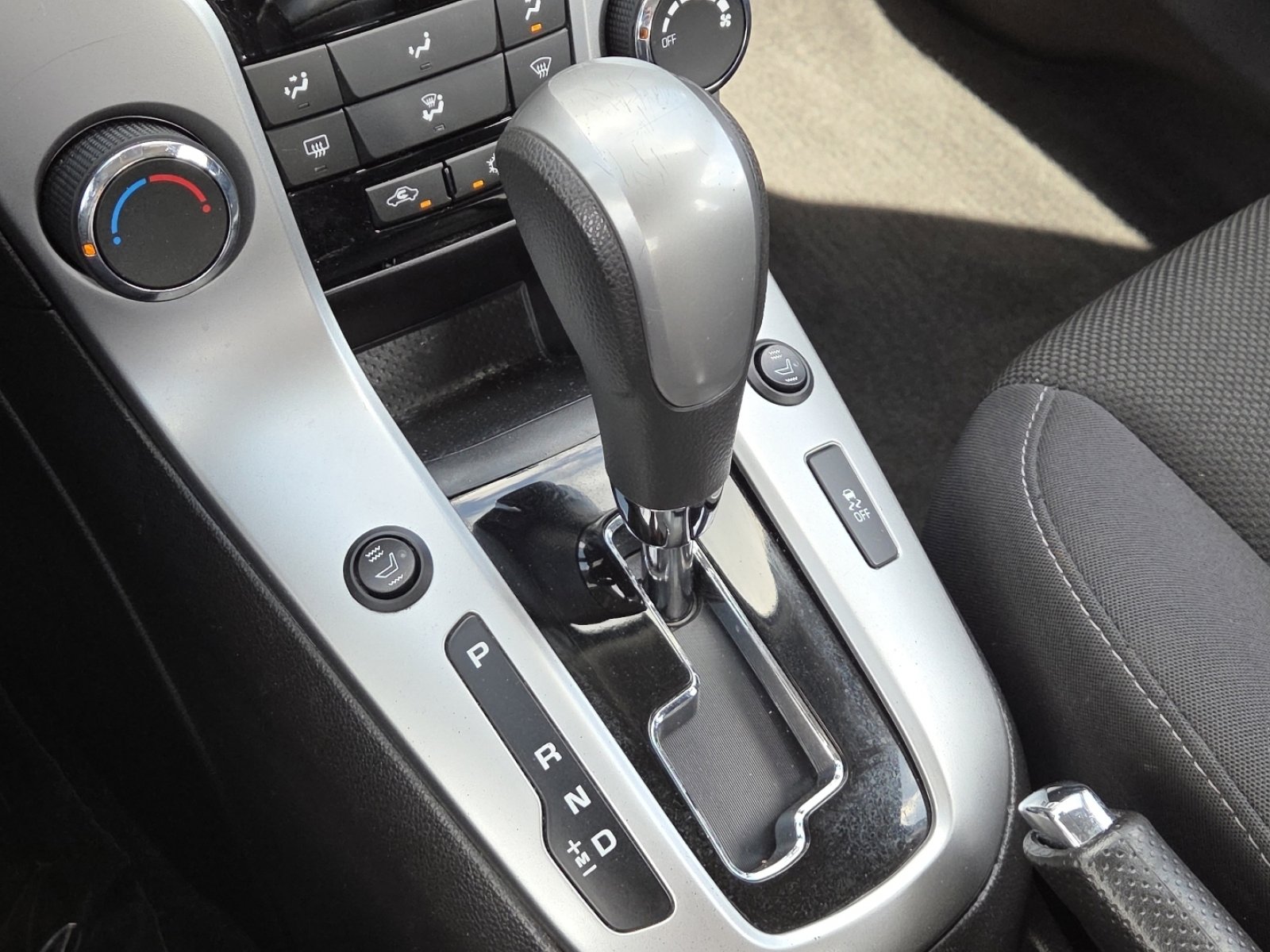 Used 2016 Chevrolet Cruze LT FWD image 28