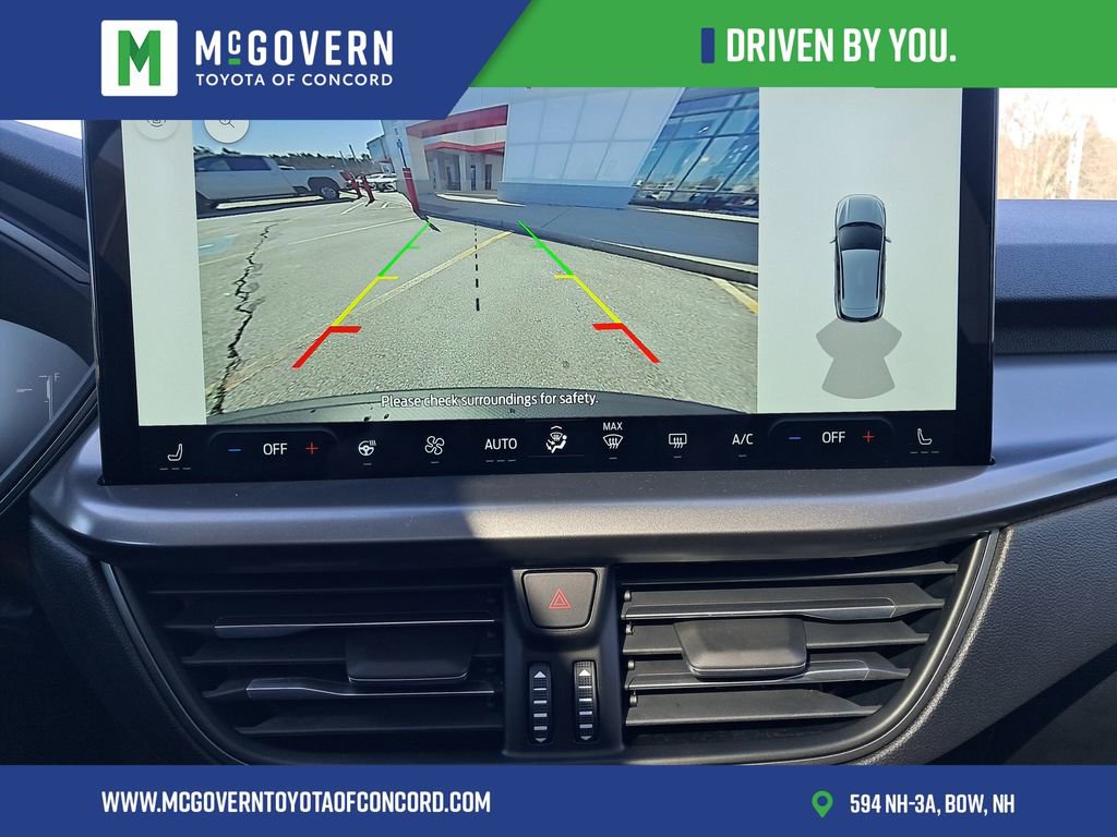 Used 2025 Ford Escape SE image 33