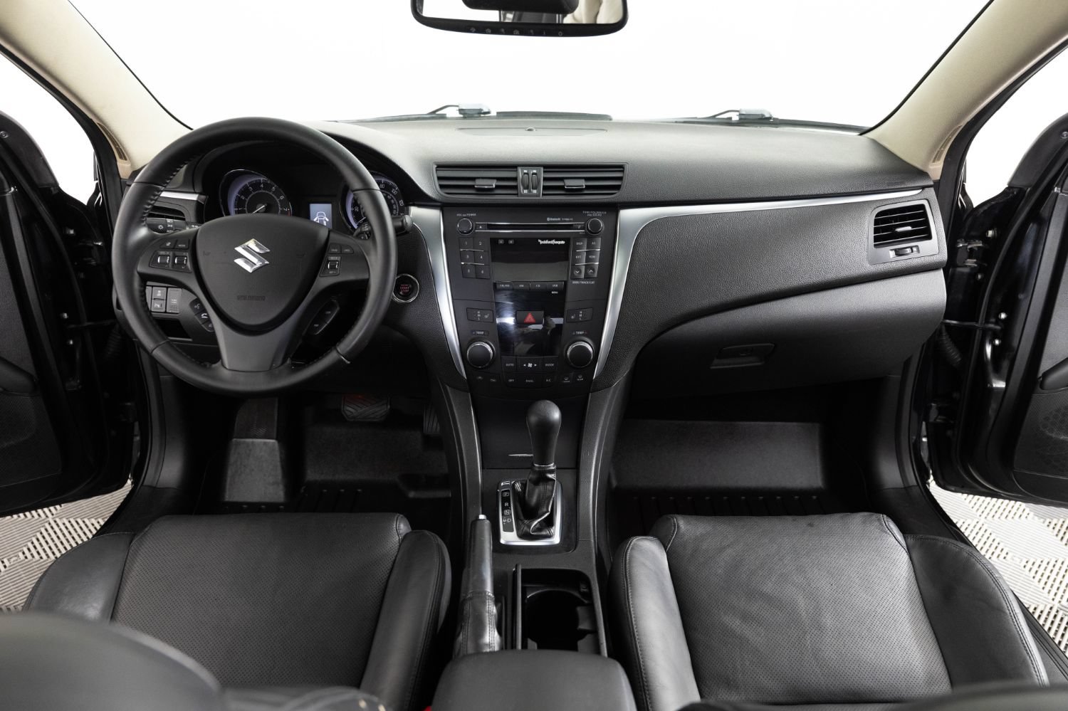 Used 2010 Suzuki Kizashi SLS AWD/4WD image 34
