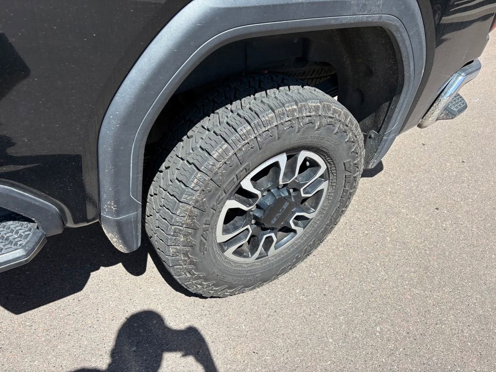 Used 2020 GMC Sierra 2500 SLE w/ SLE Value Package; image 11