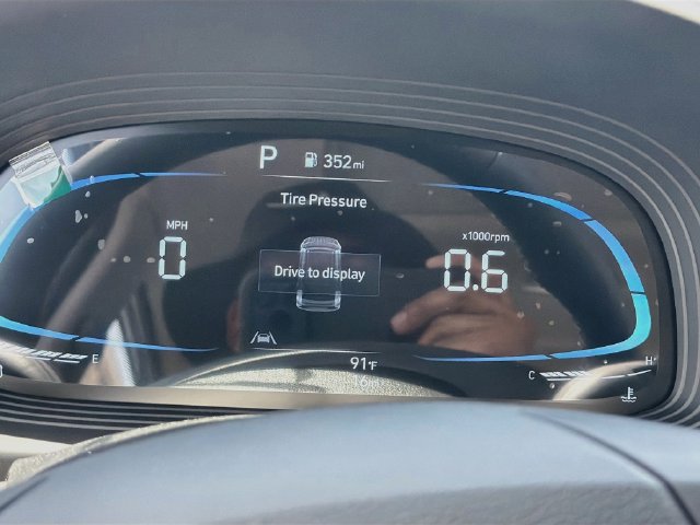 New 2026 Hyundai Venue SEL FWD image 12